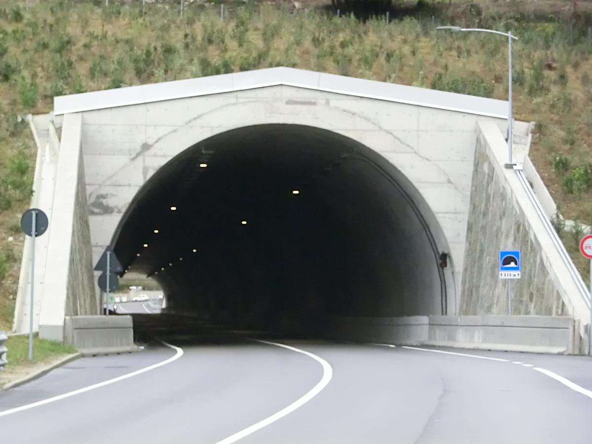Chiaravagna Tunnel eastern portal 