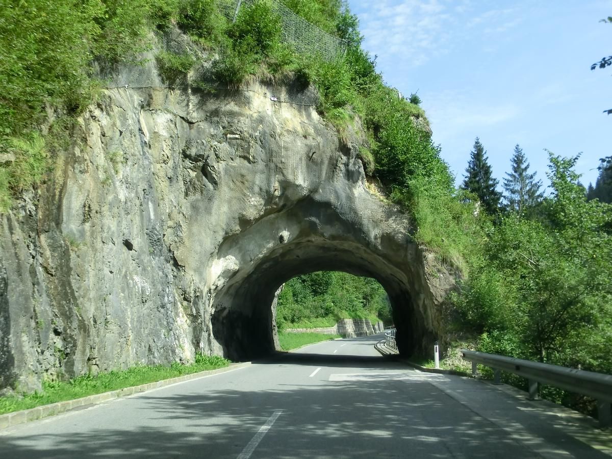 Tunnel de Felsdurchbruch 