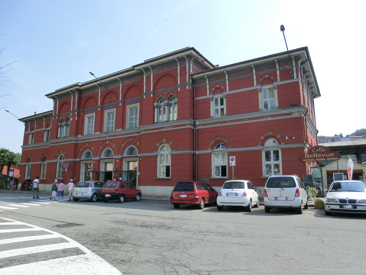 Laveno Mombello Nord Station 
