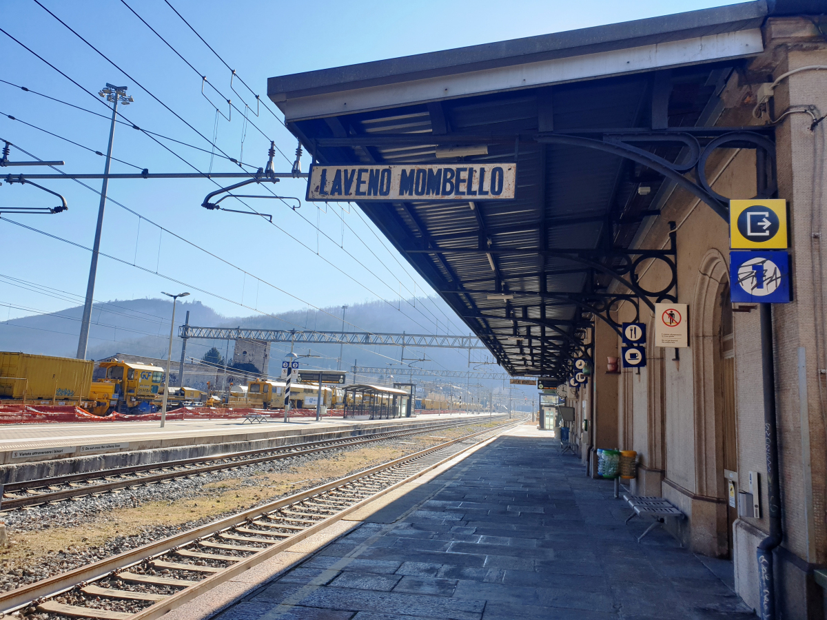Laveno-Mombello Station 