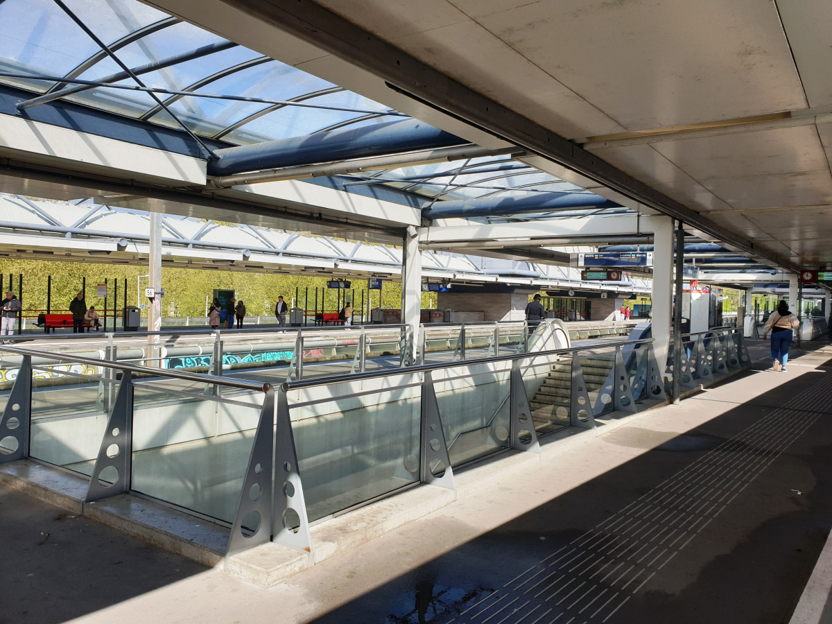 Gare de Lelylaan 