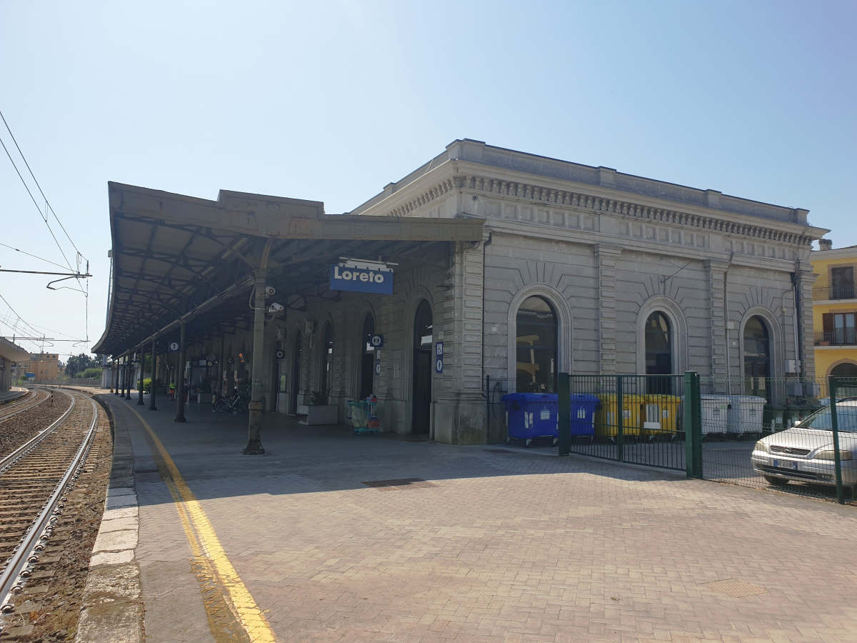 Gare de Loreto 