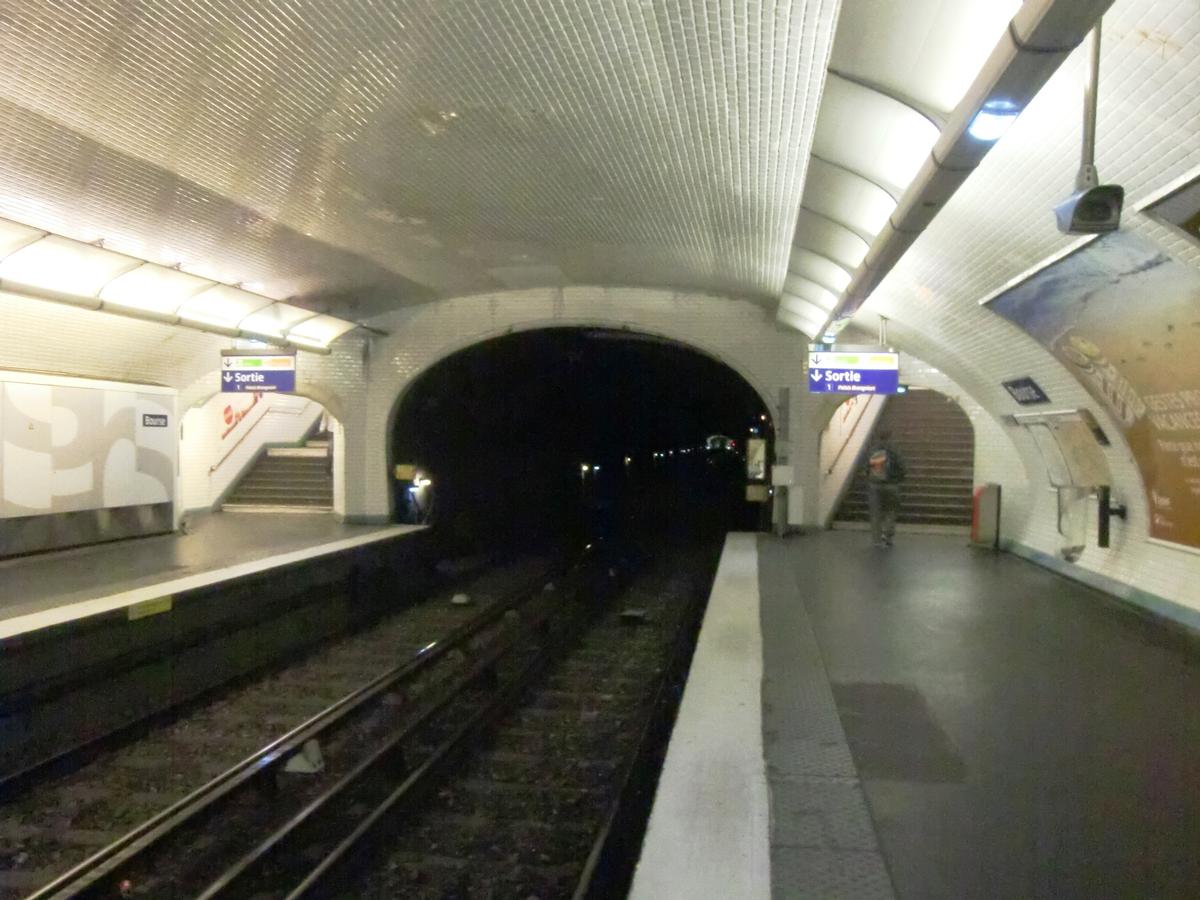 Bourse Metro Station 