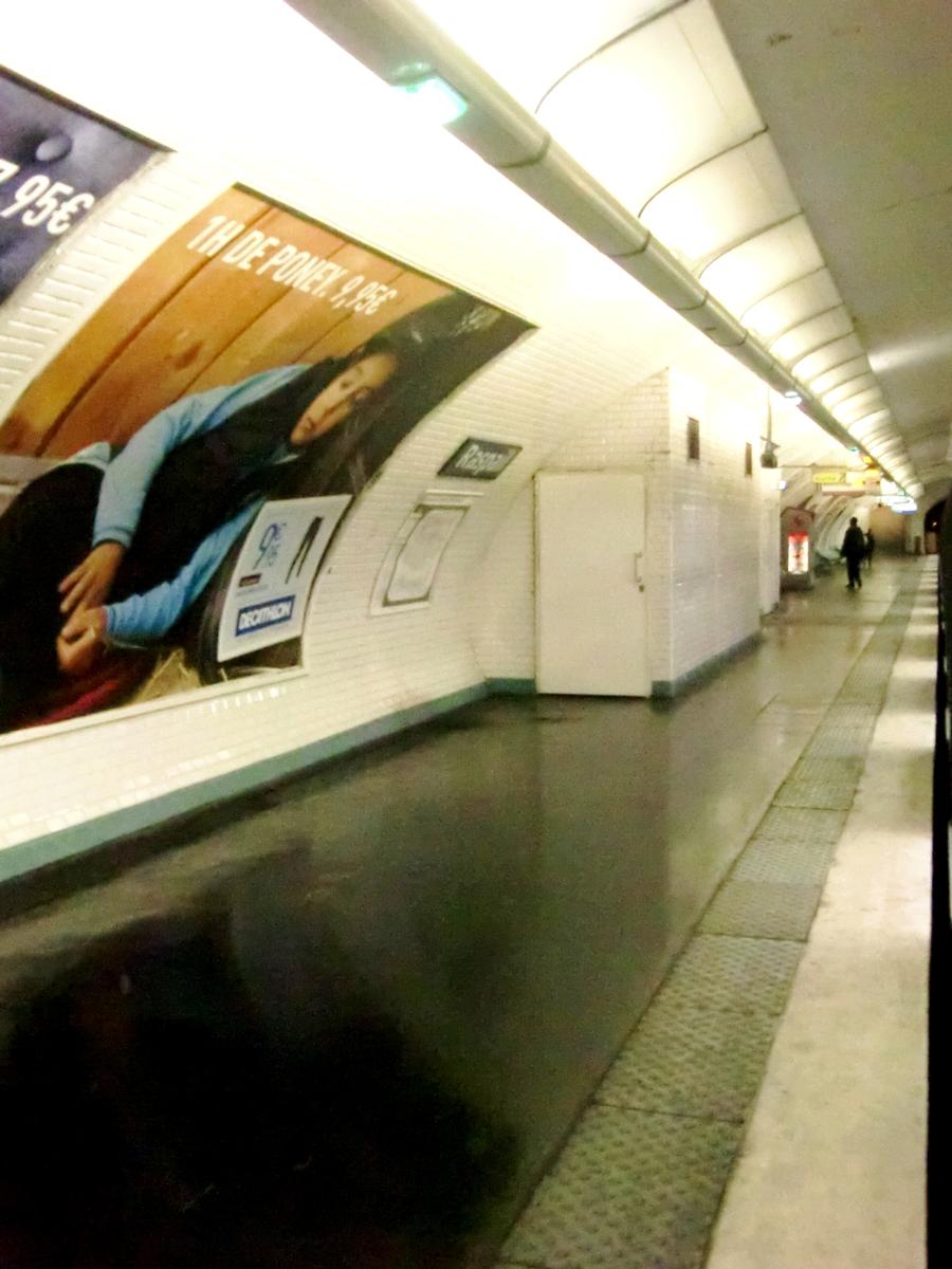 Raspail Metro Station, line 4 platform 