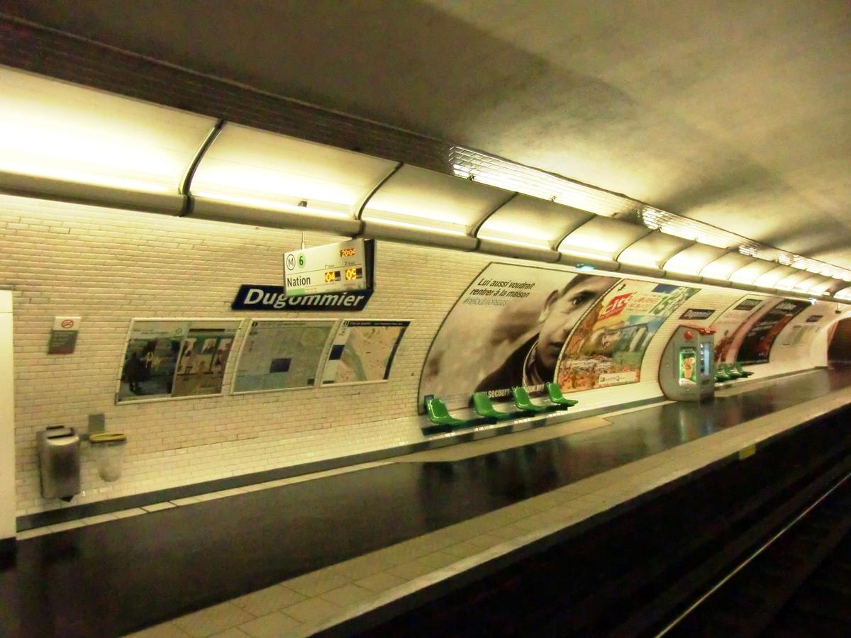 Station de métro Dugommier 