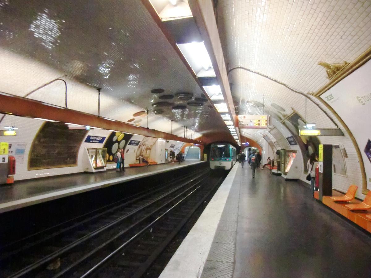 Station de métro Pont Neuf 