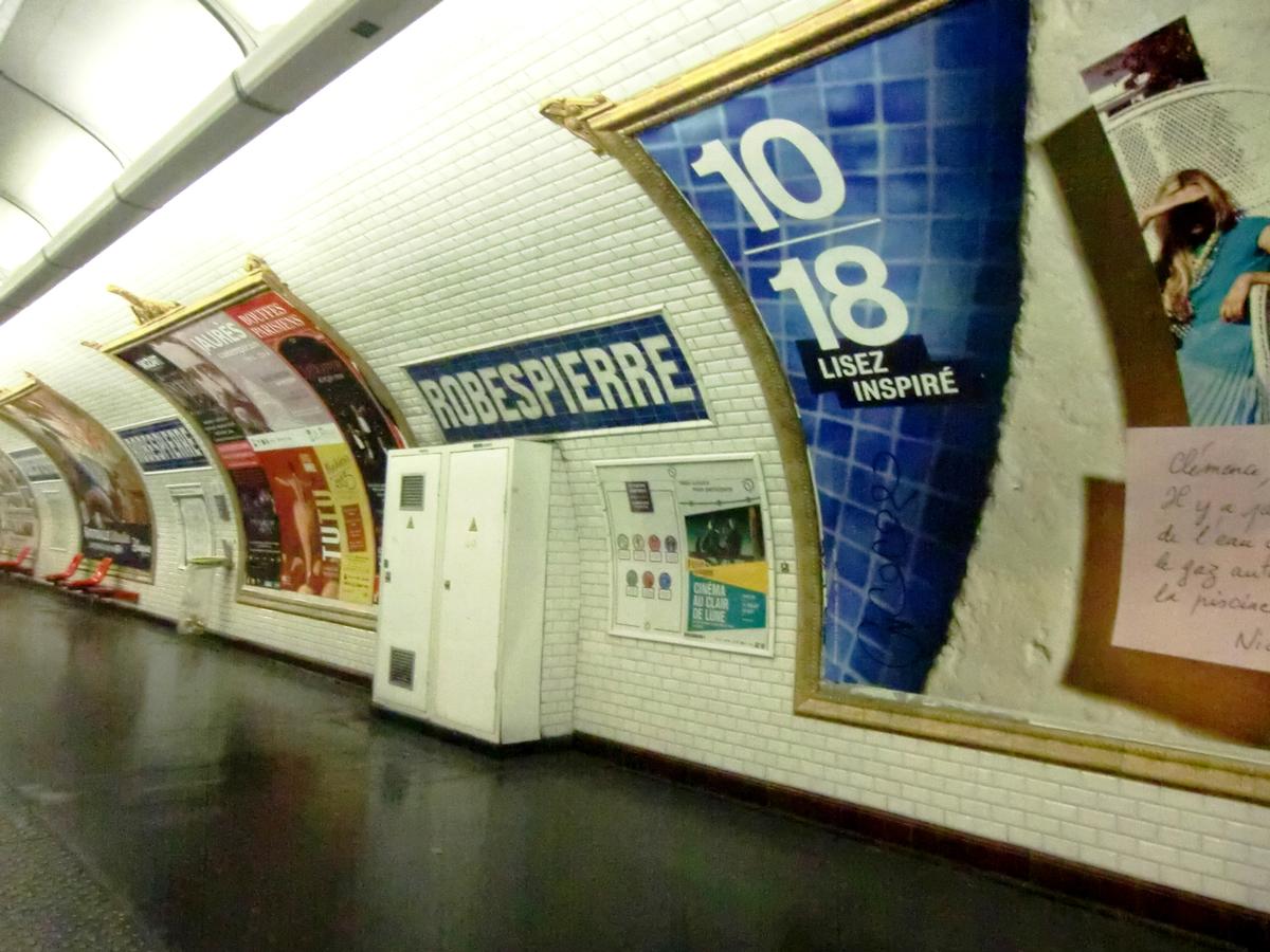Metrobahnhof Robespierre 