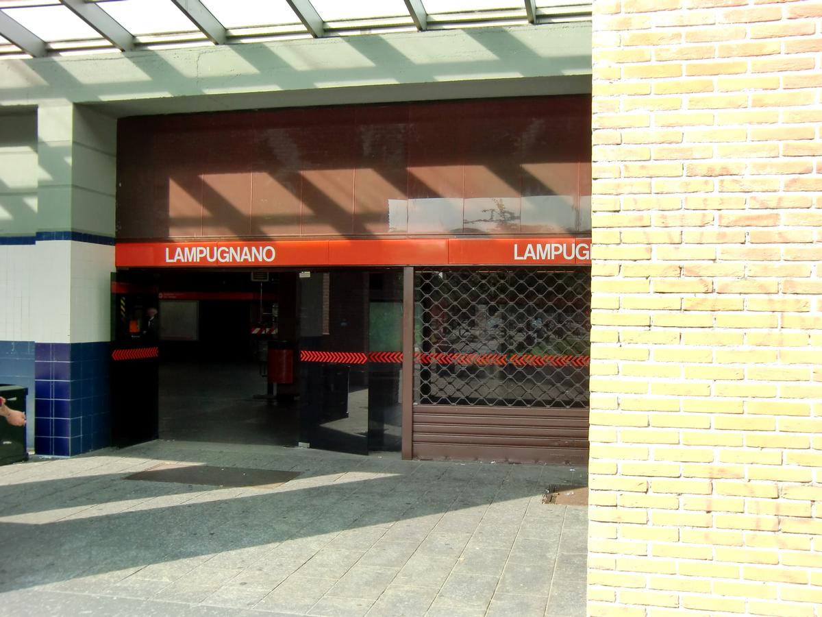 Lampugnano Metro Station, access 