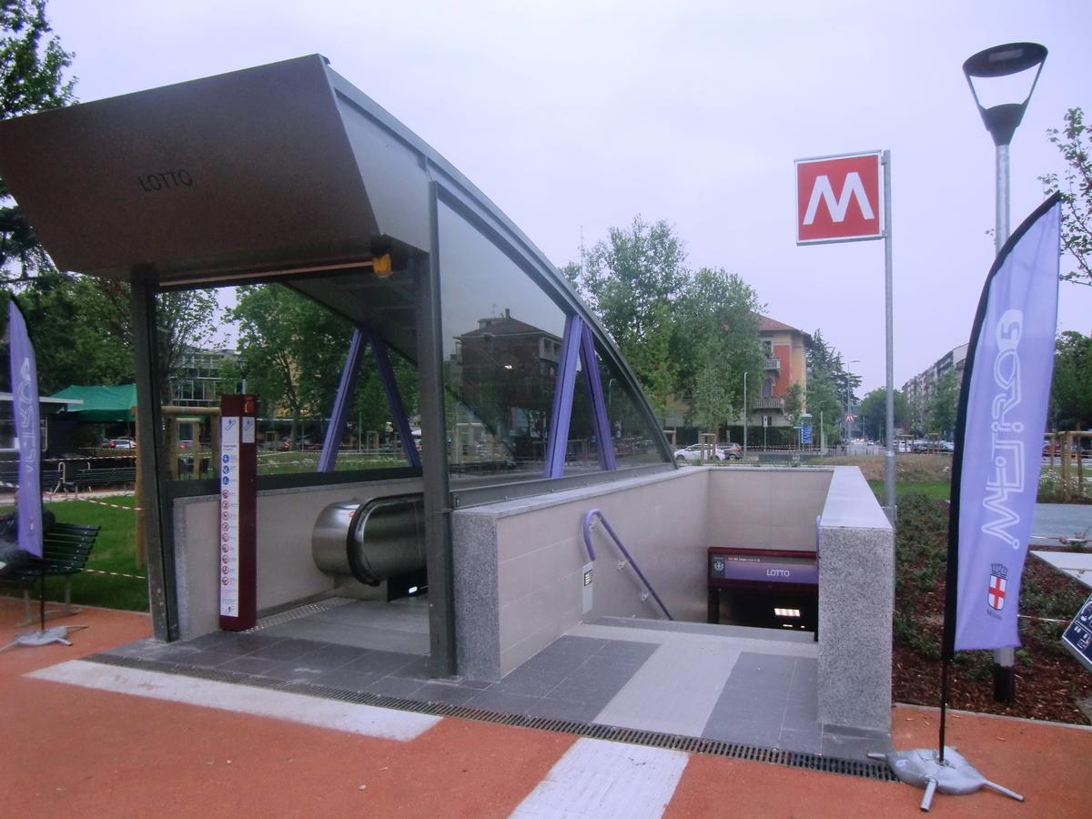 Lotto Metro Station 