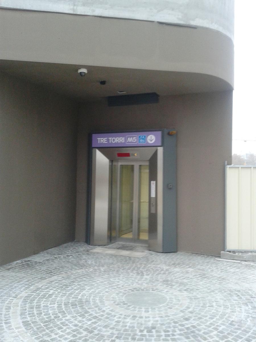 Tre Torri Metro Station, lift 