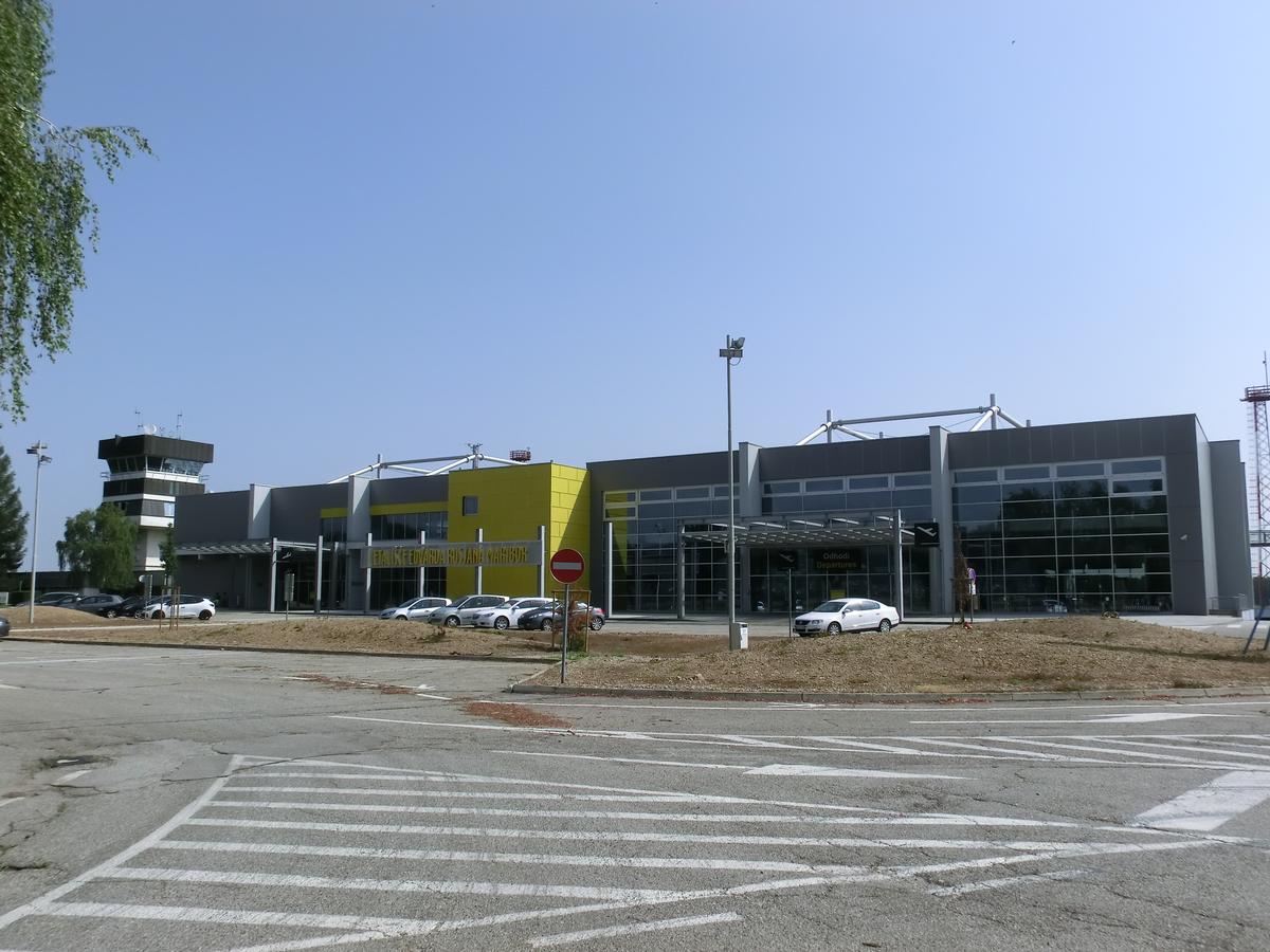 Edvard Rusjan Maribor Airport 