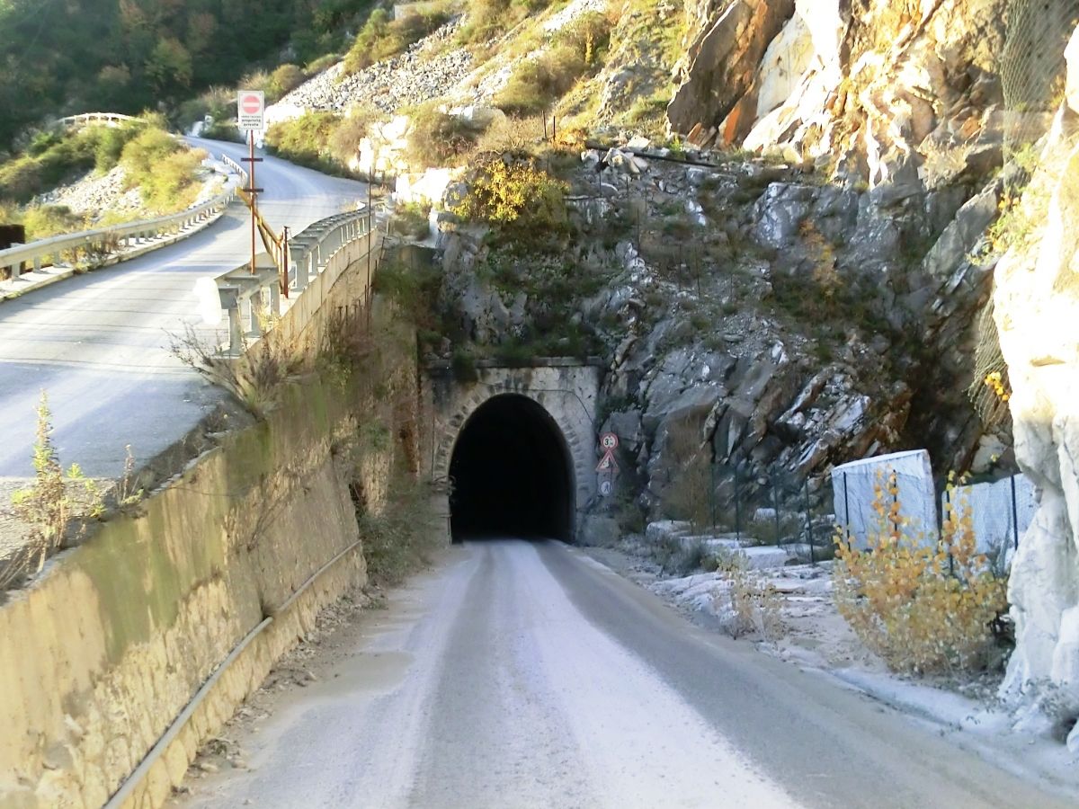 Belgia Tunnel eastern portal 