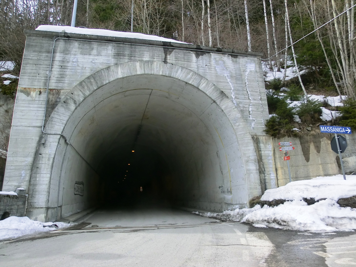 Massaniga Tunnel northern portal 
