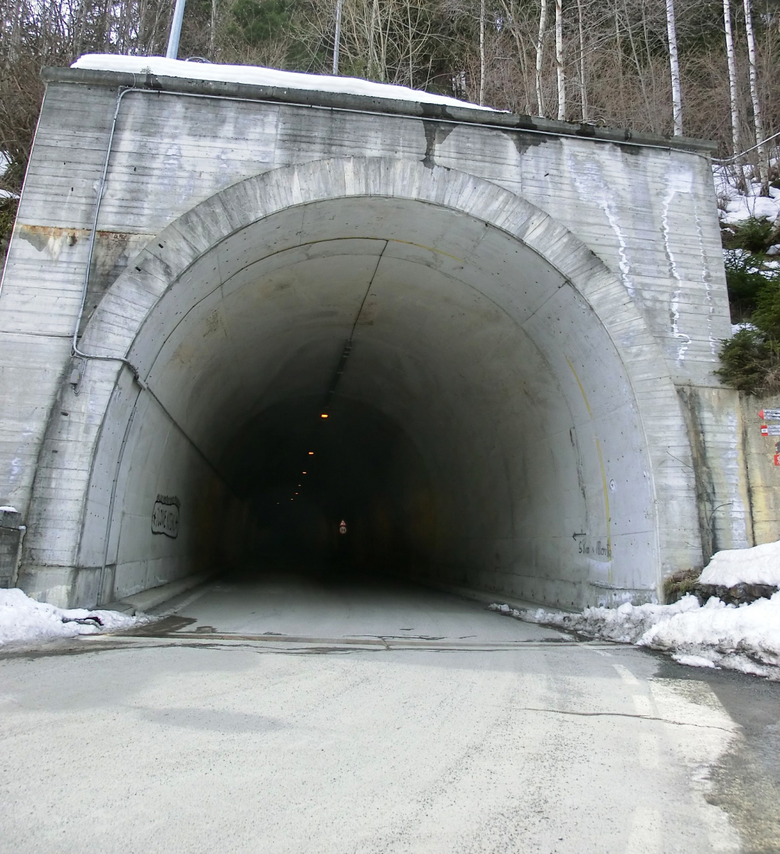 Massaniga Tunnel northern portal 