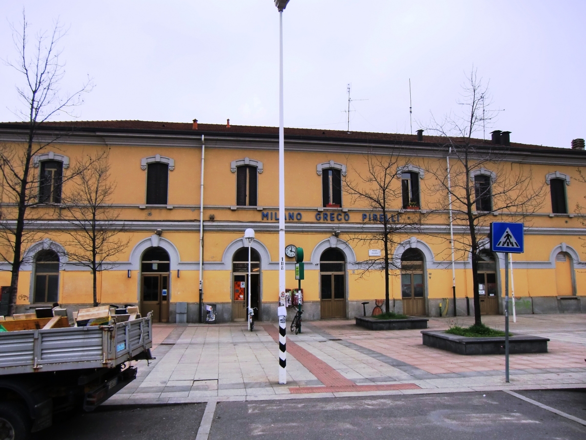 Bahnhof Milano Greco Pirelli 