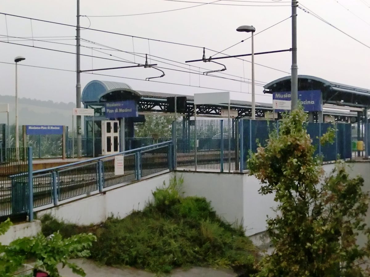 Gare de Musiano-Pian di Macina 