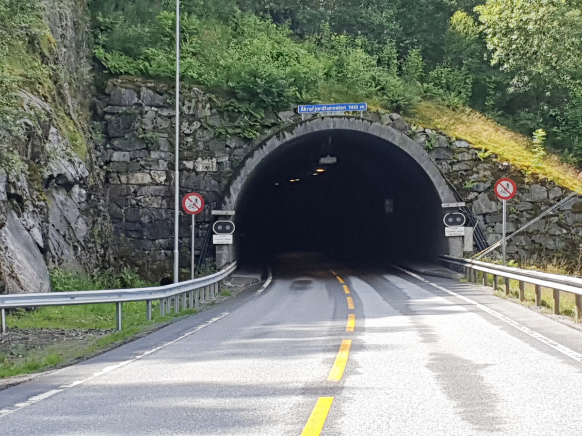 Tunnel d'Åkrafjord 