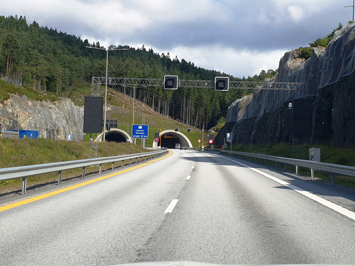 Lyshorn Tunnel 