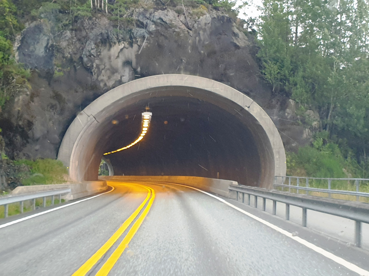Tunnel de Steinanes 