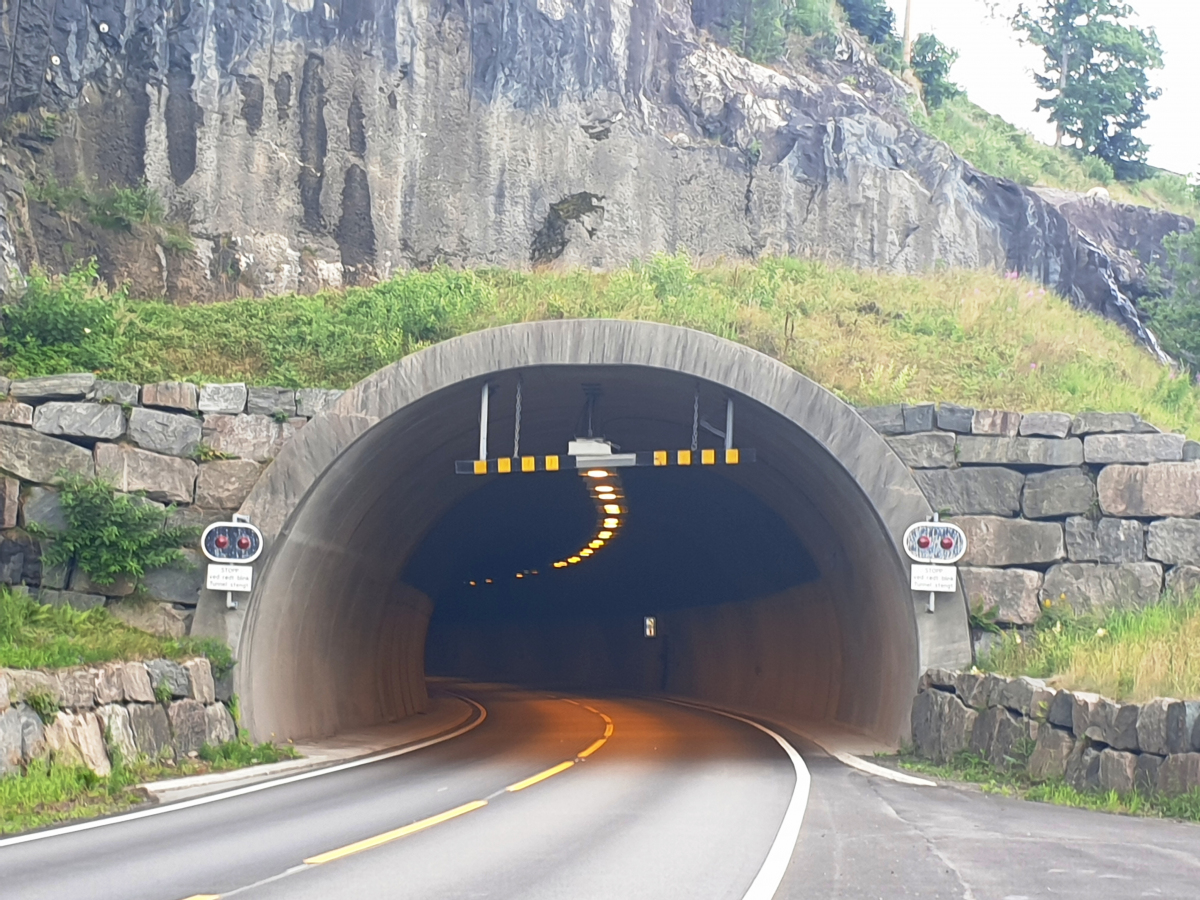 Vadfoss Tunnel 