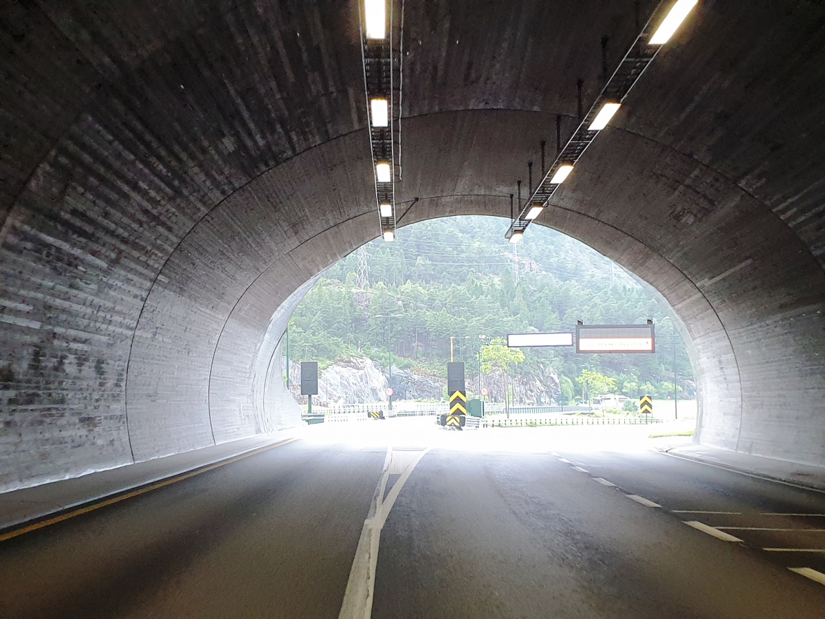 Tunnel Knappe 