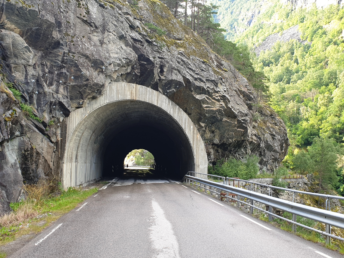 Seltun-Tunnel 