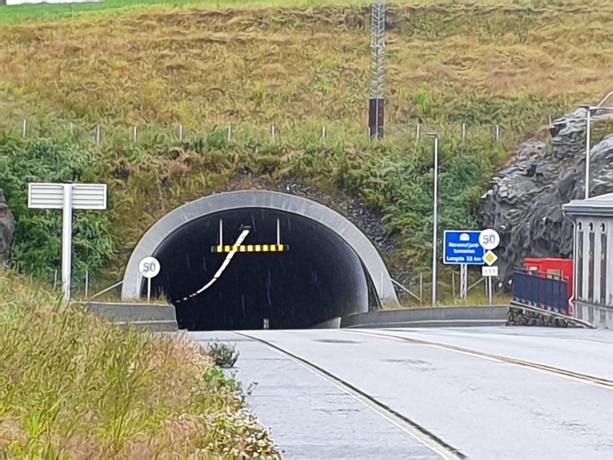 Tunnel de Haramsfjord 