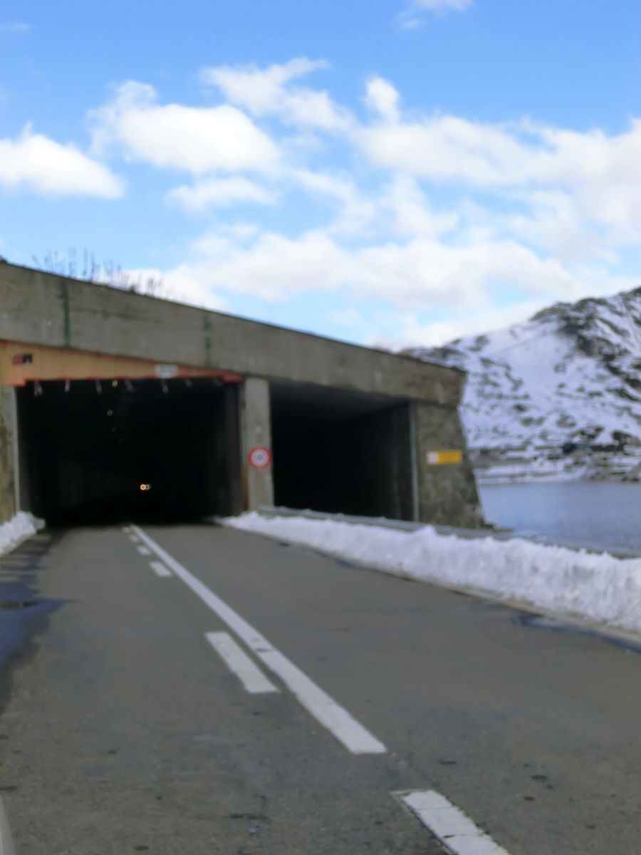 Oberalpsee Tunnel western portal 