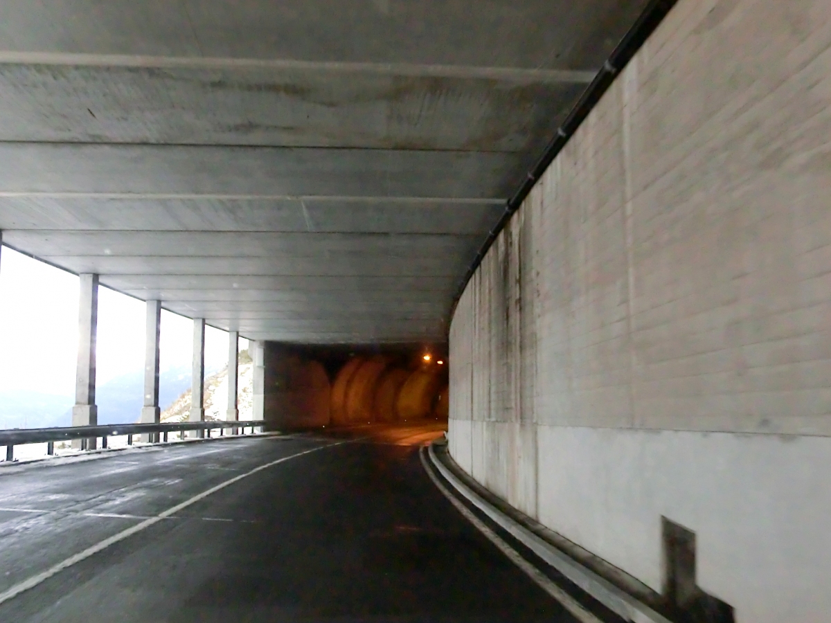 Banchi-Costoni di Fieud Tunnel 