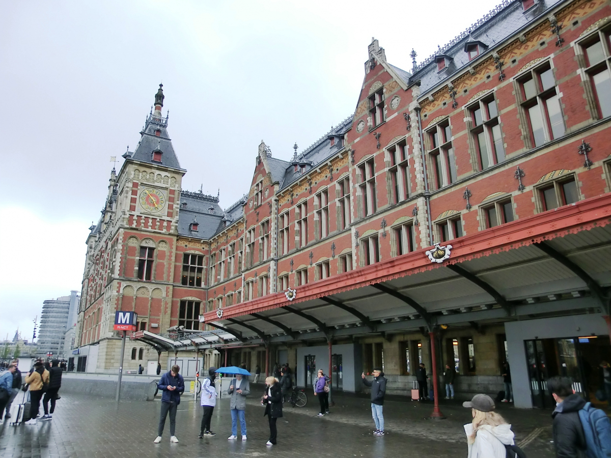 Amsterdam Centraal Station 