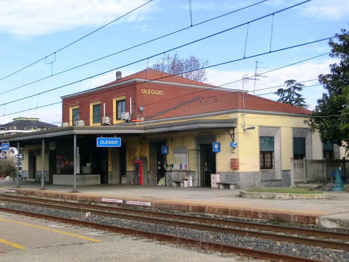 Bahnhof Oleggio 