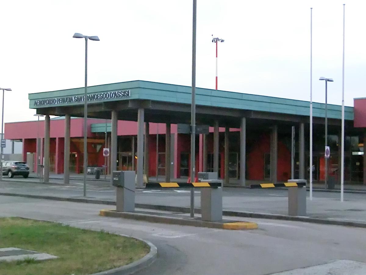 Aéroport de Pérouse-Sant'Egidio 