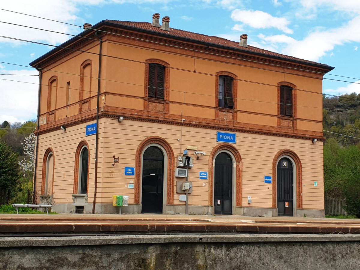 Bahnhof Piona 