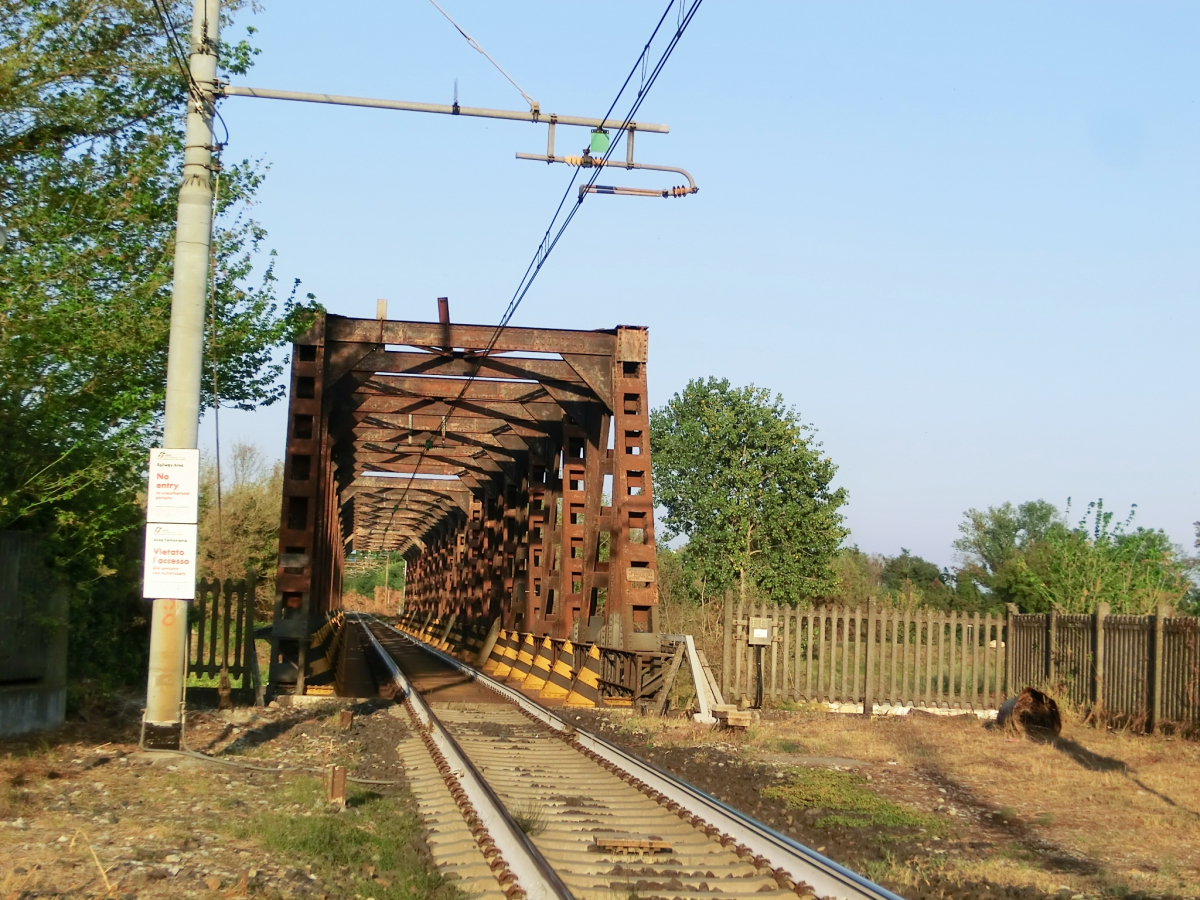 Eisenbahnbrücke Pizzighettone 