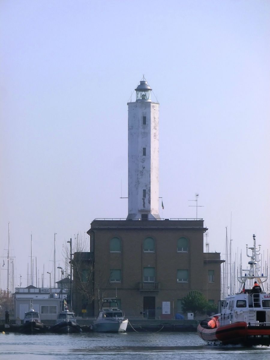 Leuchtturm Marina di Ravenna 