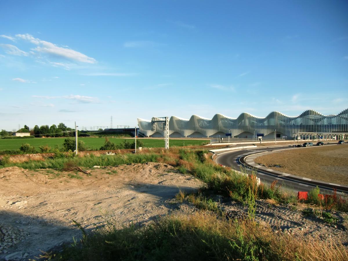 Reggio Emilia Mediopadana High-Speed Rail Station 
