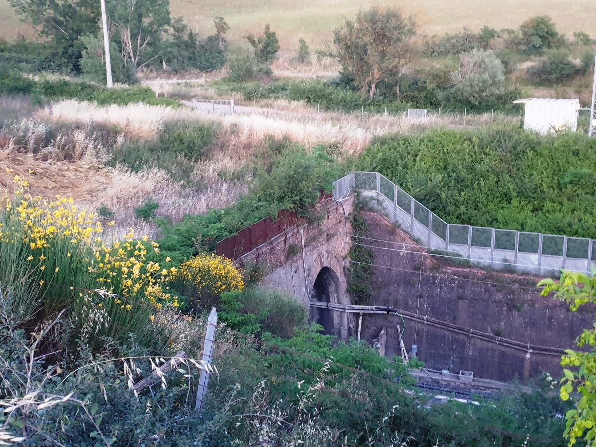 Binata Armata Tunnel southern portals 
