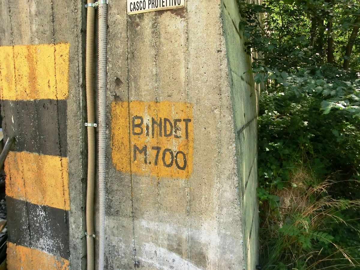 Bindet-Capre Tunnel northern portal detail 