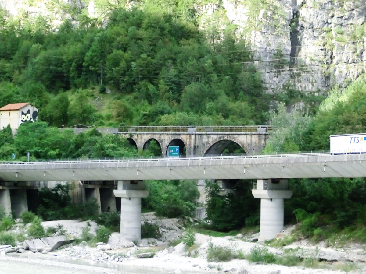 Eisenbahnbrücke über den Rio Cadramazzo 