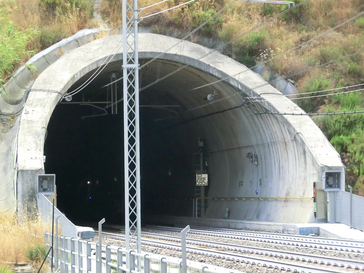 Caighei Tunnel eastern portal 