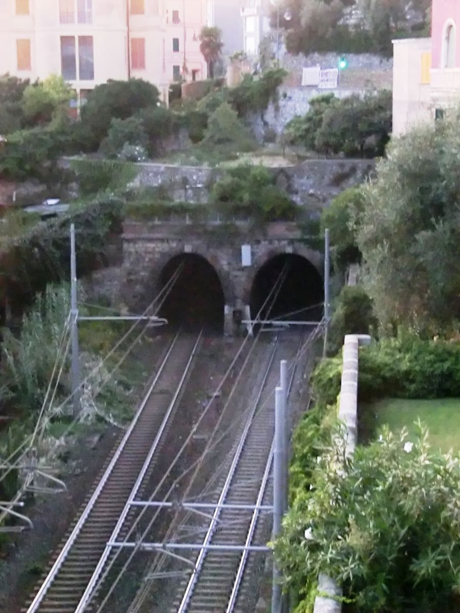 Camogli Tunnel southern portals 