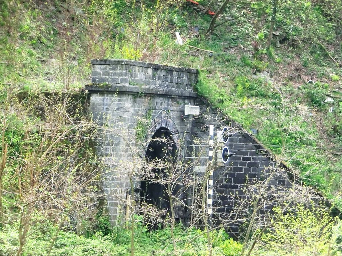 Campoligure Tunnel western portal 