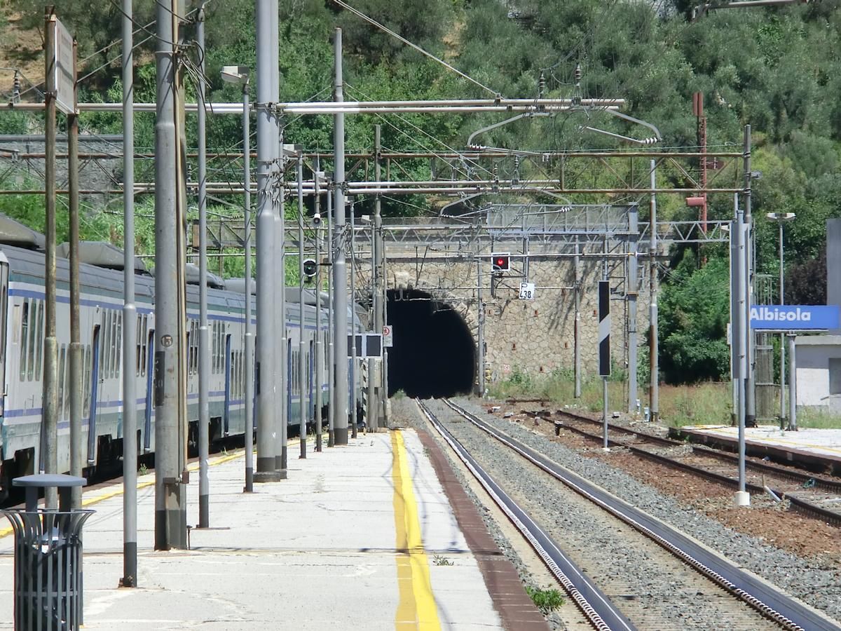 Capo Tunnel western portal 