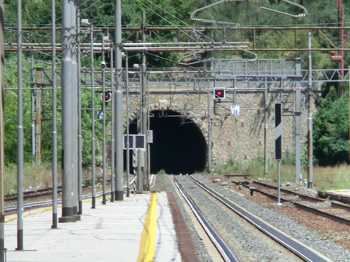 Capo Tunnel western portal 