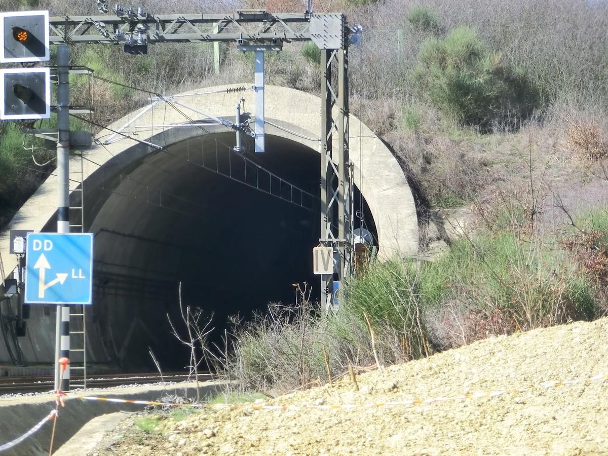 Castiglion Ubertini Tunnel eastern portal 