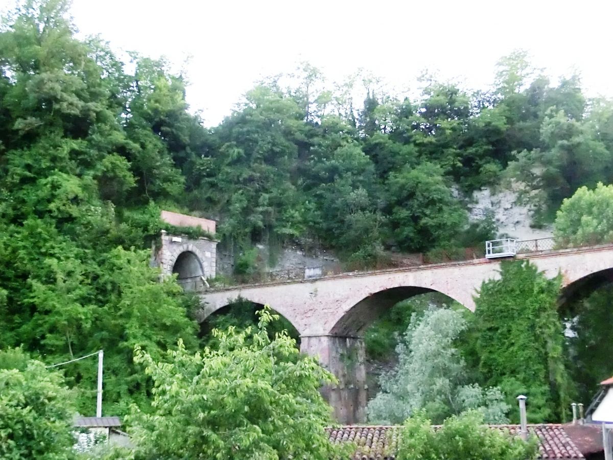 Cevetta Bridge and Ceva 1 Tunnel northern portal 