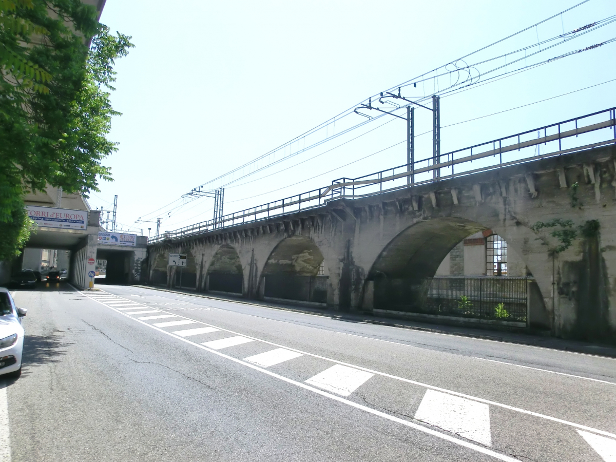 Hochbahnbrücke Chiarbola 