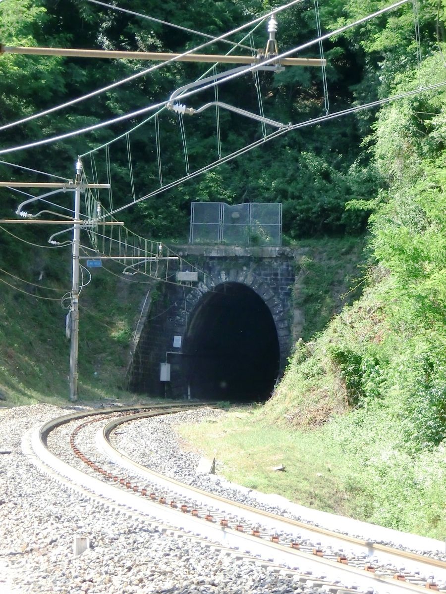 Cicerbaia Tunnel southern portal 