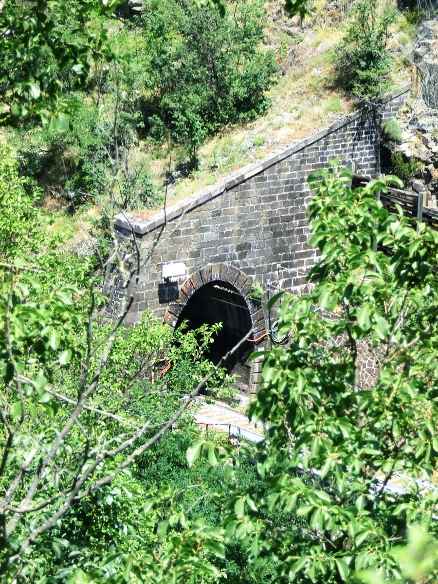 Della Rocca Tunnel southern portal 