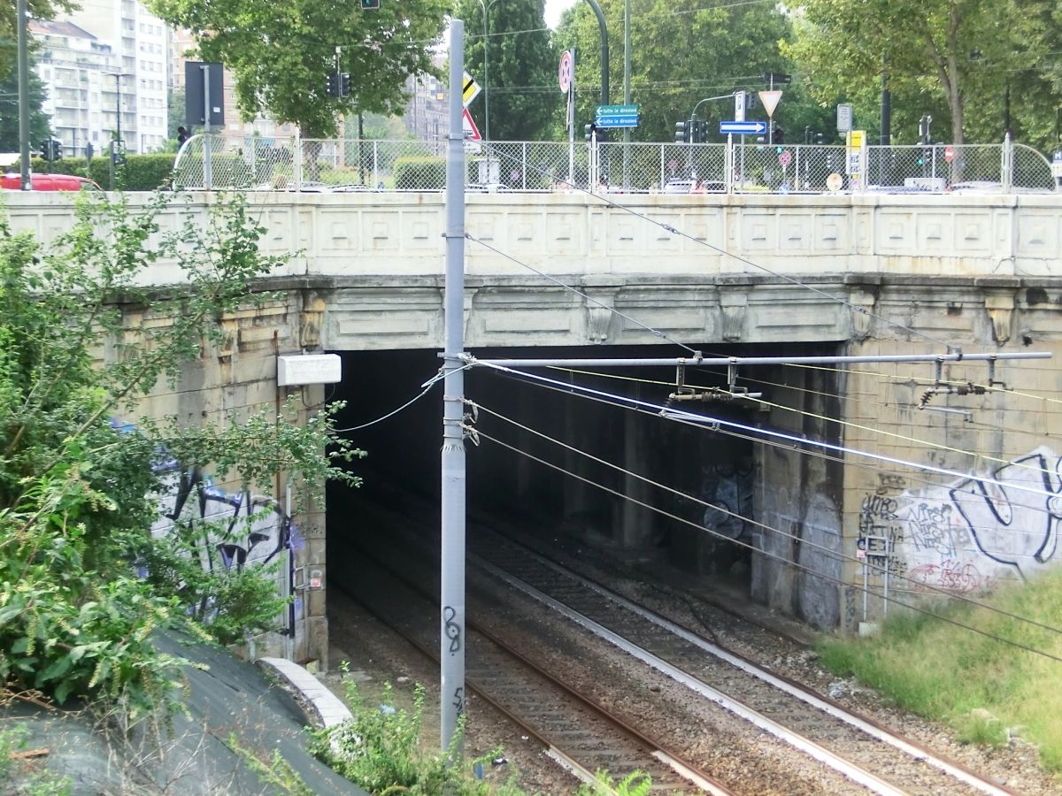 Diretta Tunnel eastern portal 